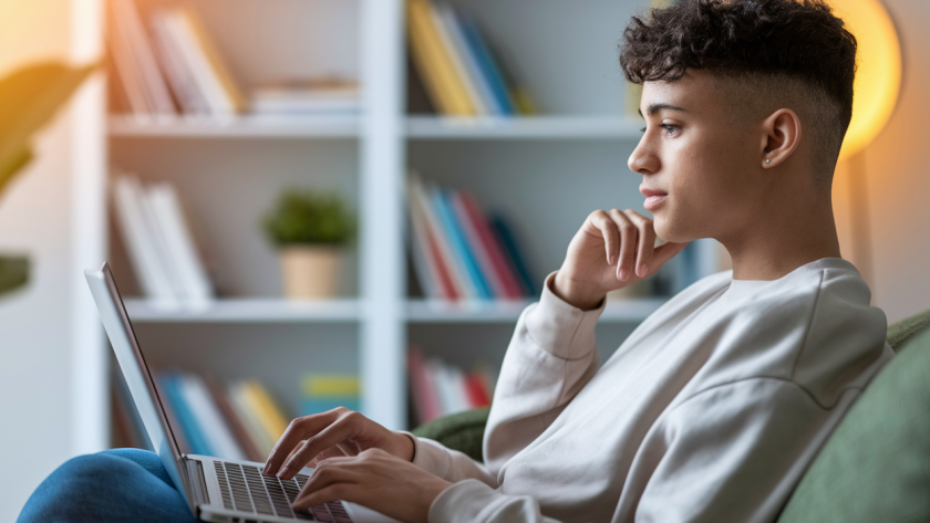 Comment choisir une formation en ligne pour améliorer ses compétences professionnelles ?